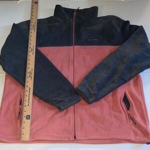 Columbia Two-Tone Fleece Jacket in Pink and Dark Grey XL ladies